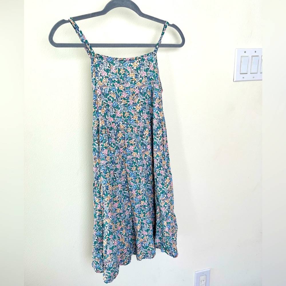 Old Navy floral sun dress. Size Small.